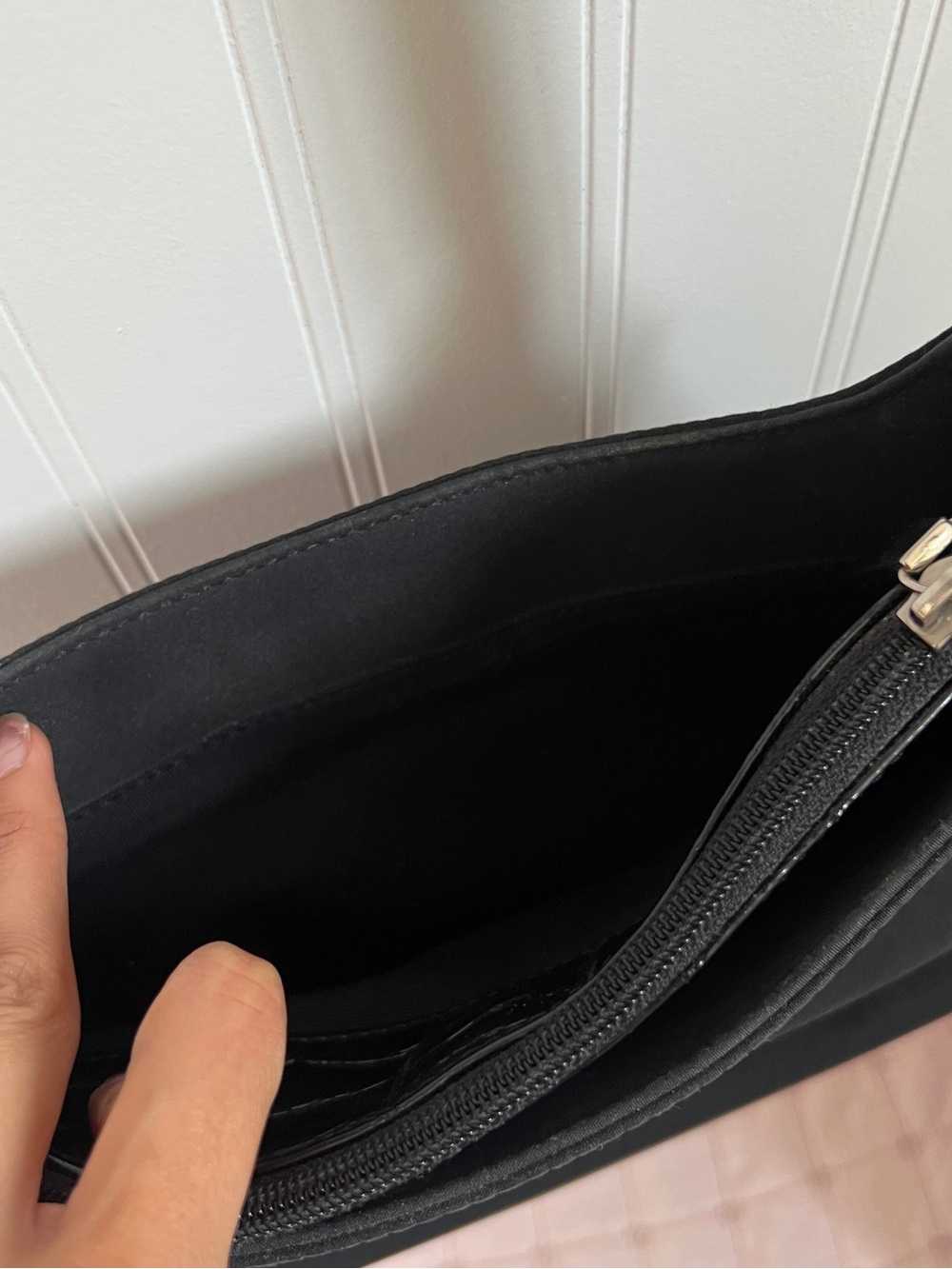 Esprit Black Shoulder Bag | Y2K Minimalist Purse | Zip Top - Picture 6 of 8